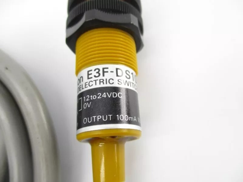 OMRON E3F-DS10B4 PHOTOELECTRIC SWITCH SENSOR