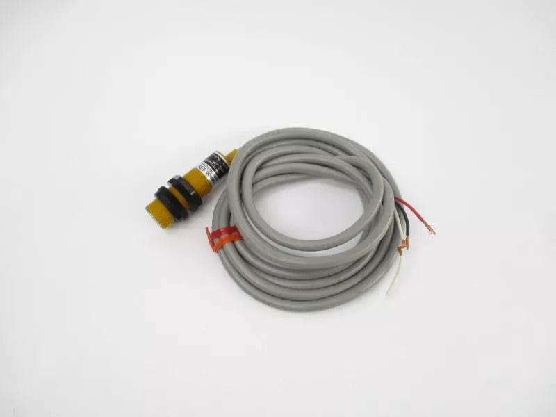 OMRON E3F-DS10B4 PHOTOELECTRIC SWITCH SENSOR